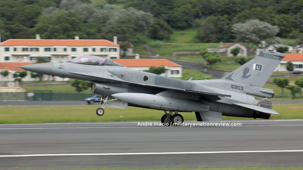 Pakistani Air Force F-16C 10903 arriving at Lajes in the Azores on 20.07.16 (Andre Inacio)